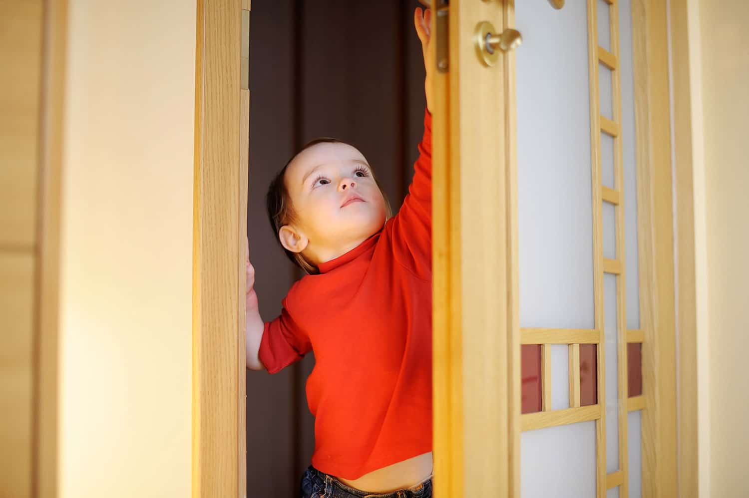 Kindersicherung – Schutz vor eingeklemmten Fingern und Beulen