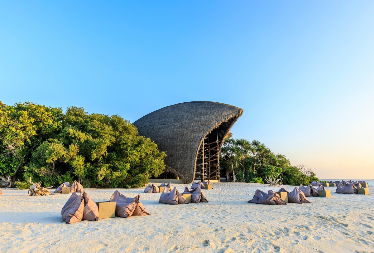 Urlaub auf den Malediven: Haali Bar im Dhigali Maldives
