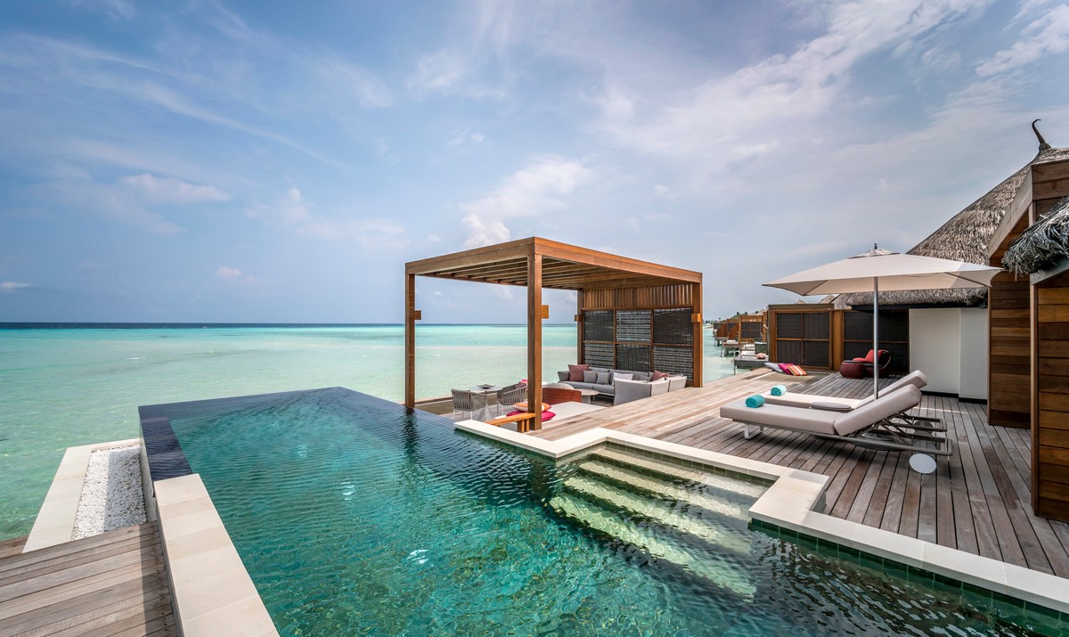 Maledivenurlaub mit Baby: Four Seasons Kuda Huraa Sunset Two-bedroom Water Suite - Bild von Ken Seet