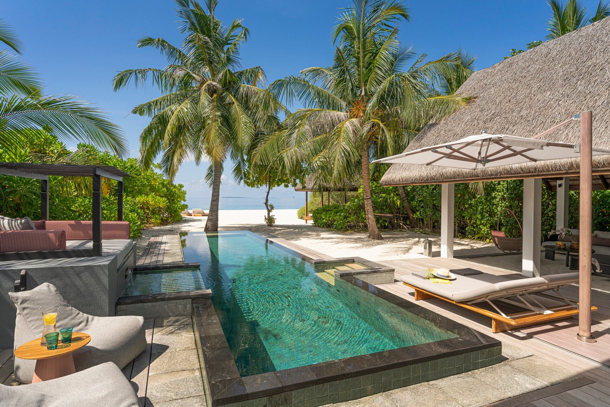 Urlaub mit Baby auf den Malediven: Four Seasons Landaa Giraavaru Beach Villa mit Pool © Four Seasons